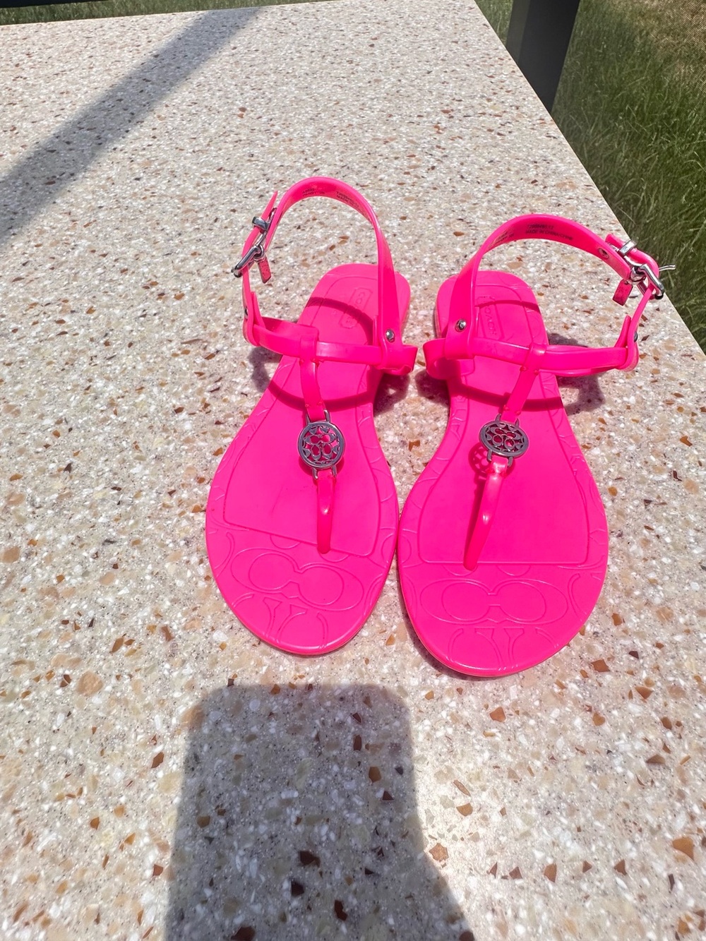 Coach Pier jelly thong sandals  Size 5B